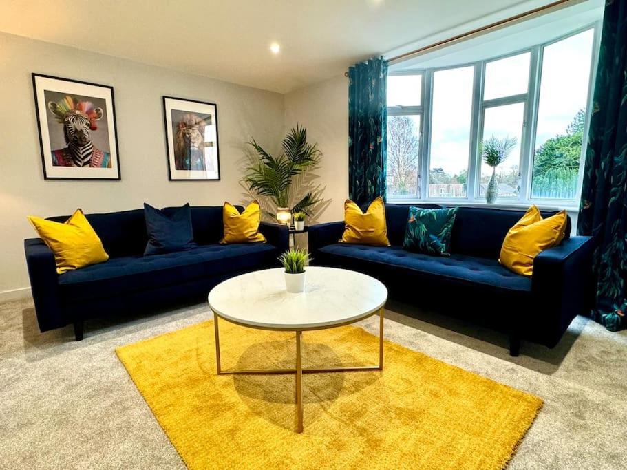 Bournemouth Getaway: 3Br Apartment Near Beach Exterior foto